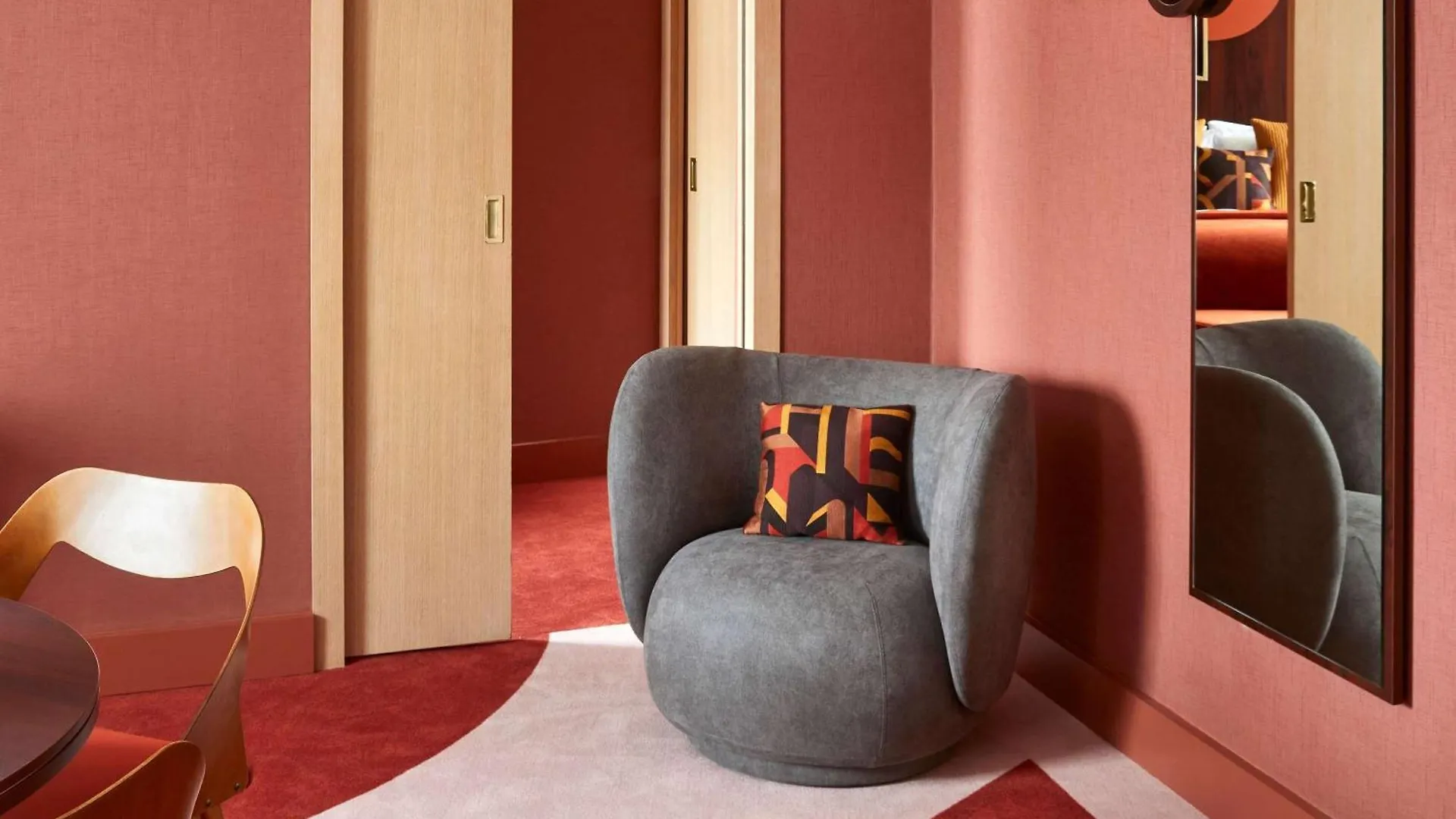 Nest Paris La Defense - Mgallery Hotell