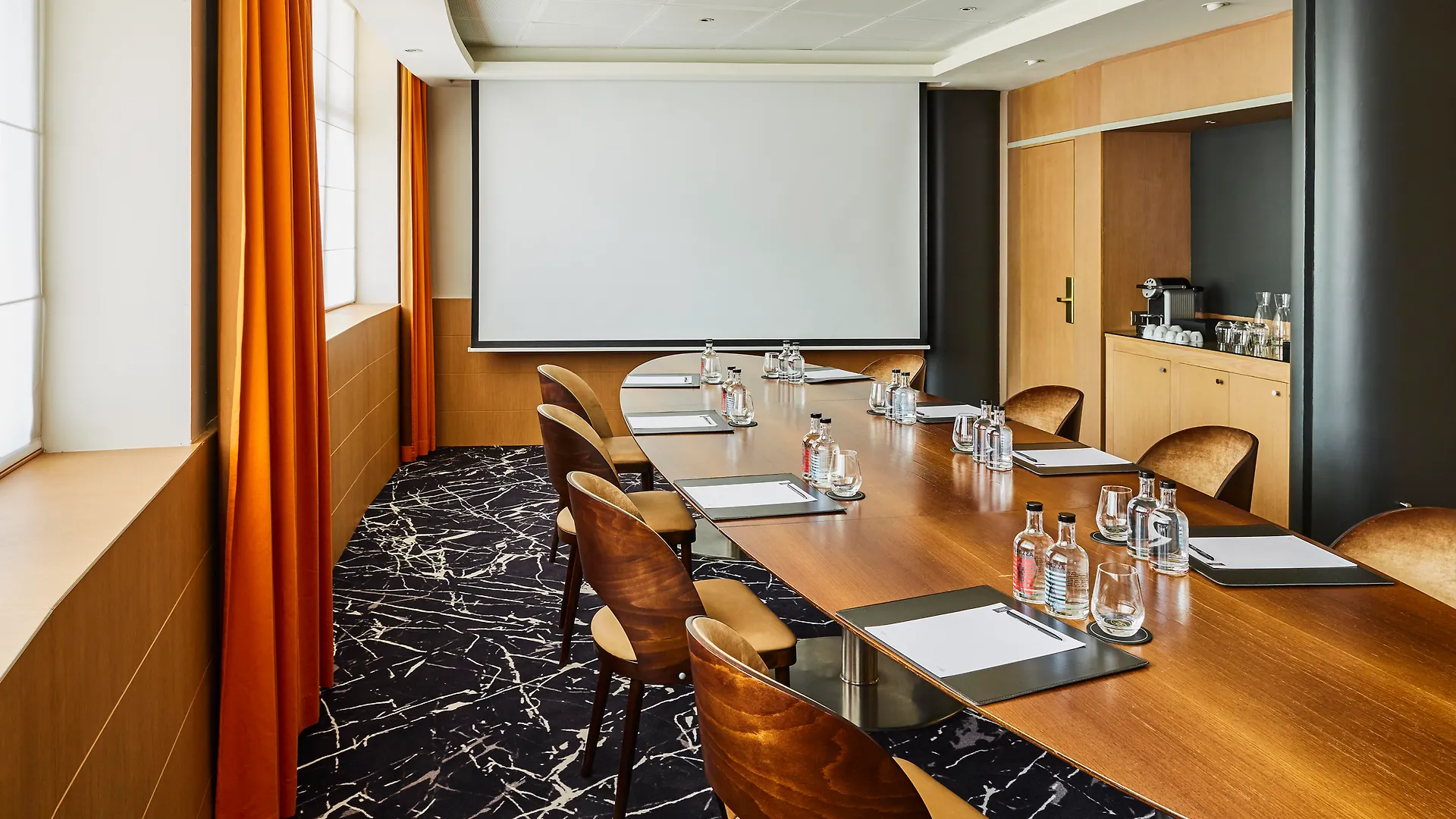 Nest Paris La Defense - Mgallery 5*